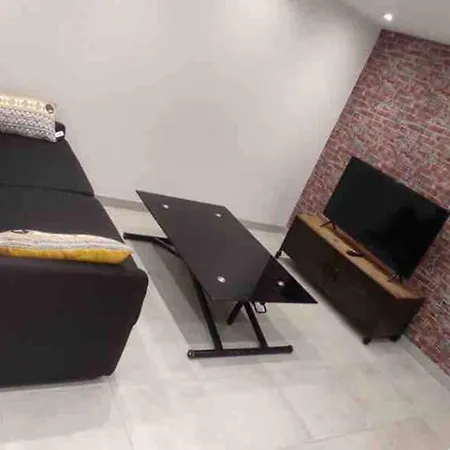 Appartement Neuf Et Cosy Avec Jardin アパート