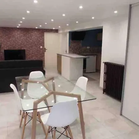 アパート Appartement Neuf Et Cosy Avec Jardin ミヨー